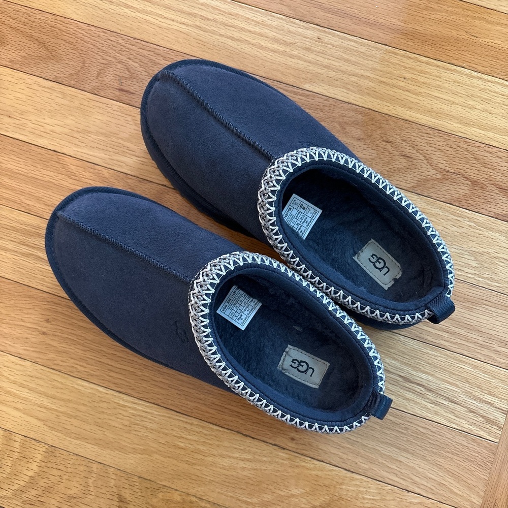 UGG tasmans